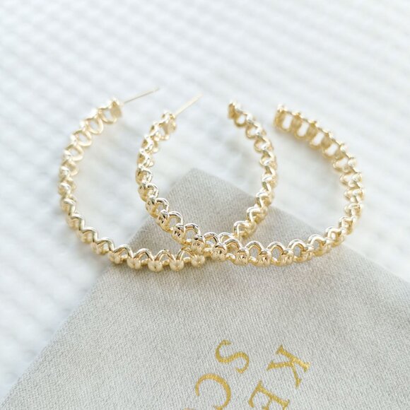 Kendra Scott Gold Fallyn Hoop Earrings NEW - Picture 3 of 3